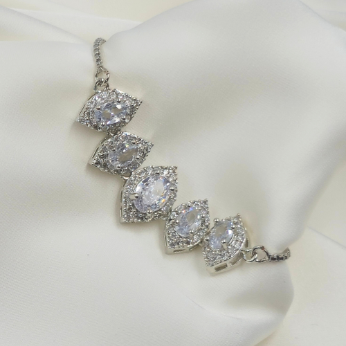 Oval Stones American Diamond Bracelet